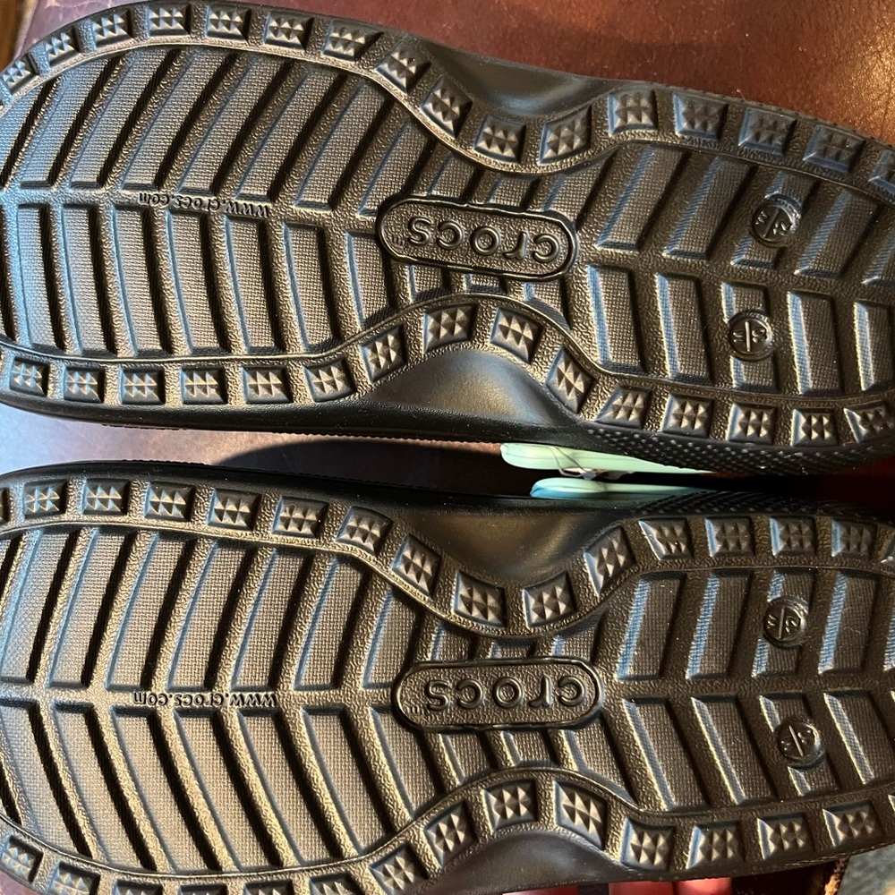 Crocs Men’s black fur lined - Picture 5 of 10